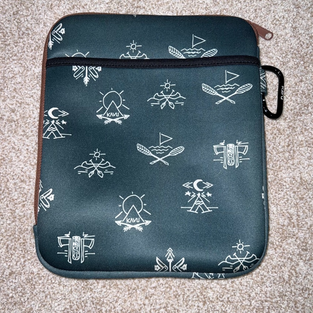Kavu Neoprene Tablet Sleeve Green White Zip Closure - Picture 2 of 7
